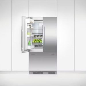 Fisher & Paykel 477L Integrated Fridge with Ice Maker